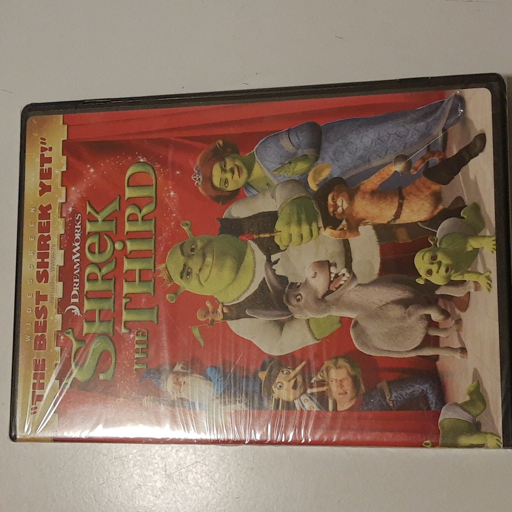 DreamWorks Shrek The Third DVD with Bonus Special Features